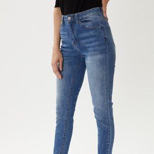 SKINNY JEAN